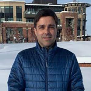Denis E. Madureira